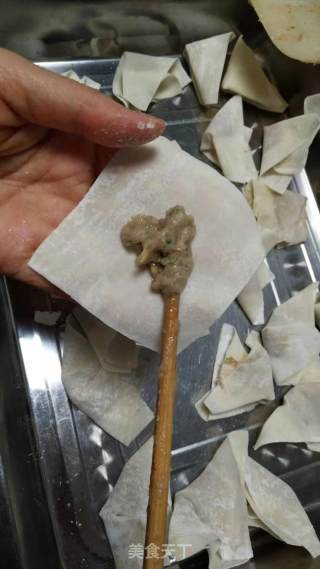酸汤虾仁扁食的做法步骤：12