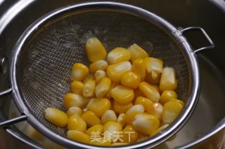 黄金玉米烙的做法步骤：1