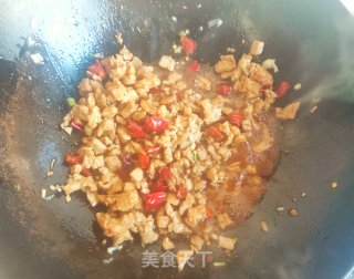 5分钟搞定的超级下饭菜～酸豆角炒肉末的做法步骤：6