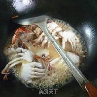花蛤炒螃蟹的做法步骤：6