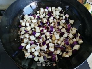 茄子西红柿肉酱的做法步骤：6