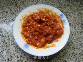 飞饼新奥尔良鸡柳派的做法步骤：4