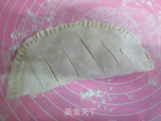 飞饼新奥尔良鸡柳派的做法步骤：7