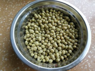 自制黄豆粉的做法步骤：1
