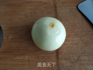 洋葱木耳炒蛋的做法步骤：3