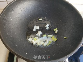 洋葱木耳炒蛋的做法步骤：9