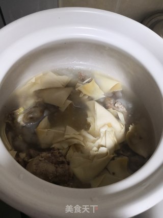 ＃快手营养餐＃白菜干豆腐炖大骨棒的做法步骤：5