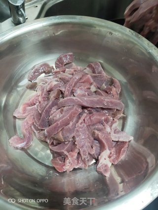 牛肉干的做法步骤：1