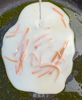鸡蛋饼的做法步骤：5