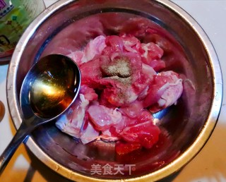 麻花辣子鸡的做法步骤：2