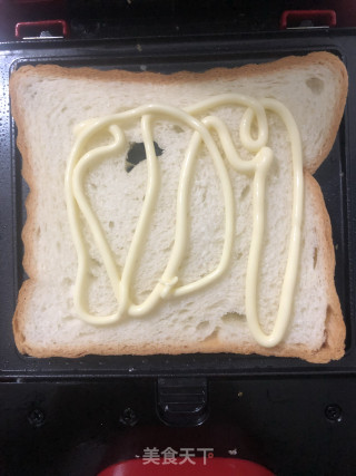 火腿鸡蛋三明治的做法步骤：5