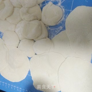 酸菜肉馅大包子的做法步骤：7