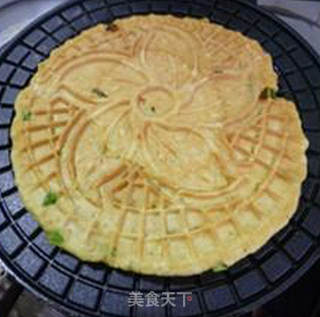 椒盐香葱玉米饼的做法步骤：8