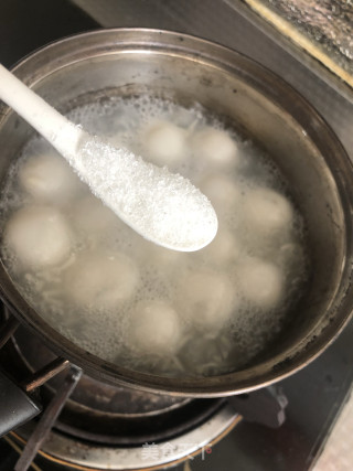 酒糟汤圆的做法步骤：5