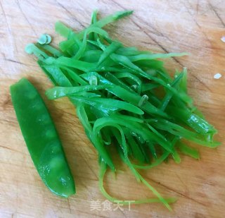 #清肠食谱#凉拌蒜蓉荷兰豆的做法步骤：4