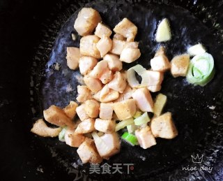 胡萝卜炒鸡丁的做法步骤：5