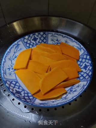 南瓜馒头的做法步骤：2