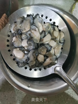 香炸海蛎饼的做法步骤：1