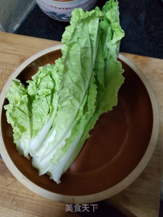 肉片炒白菜的做法步骤：1