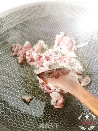 芹菜炒豆干的做法步骤：3