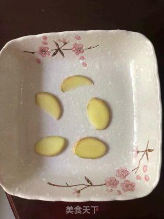 清蒸金鲳鱼的做法步骤：4