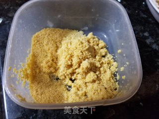 鸡丝小米粥的做法步骤：1