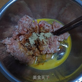 猪肉茴香饺子的做法步骤：2
