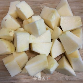 红枣苹果汤的做法步骤：2