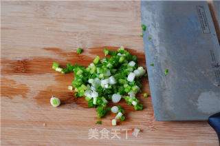 鲜肉煎饺的做法步骤：2