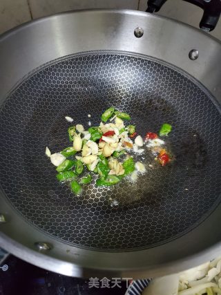 清炒酸菜的做法步骤：6