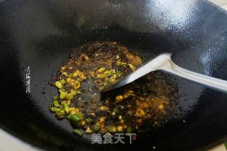 香辣炒翅中的做法步骤：4