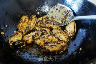香辣炒翅中的做法步骤：5