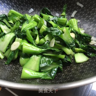 蒜片炒小油菜的做法步骤：7