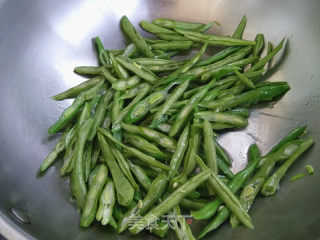 豆角香菇拌面的做法步骤：3