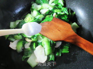 松茸炒青菜的做法步骤：6