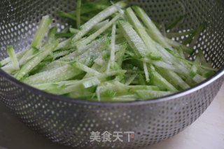 凉拌萝卜丝的做法步骤：4