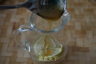 蜂蜜柠檬水的做法步骤：1