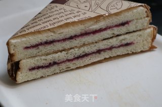 蓝莓酱吐司片的做法步骤：4