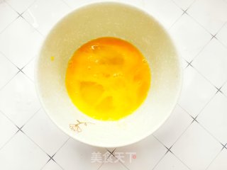 蛋炒饭的做法步骤：4