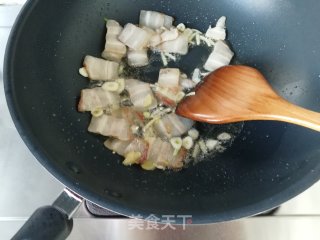 青蒜香干回锅肉的做法步骤：5