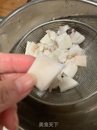 鱿鱼米花的做法步骤：2