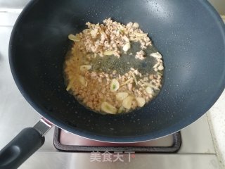 肉末香干炒芹菜的做法步骤：5