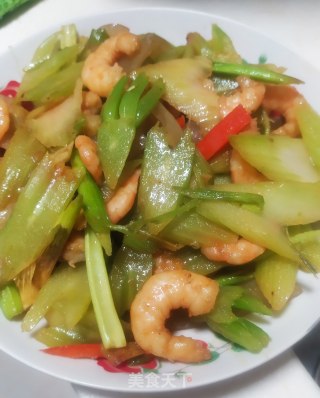 虾仁炒西芹的做法步骤：6