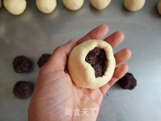 红豆馅粘豆包的做法步骤：7