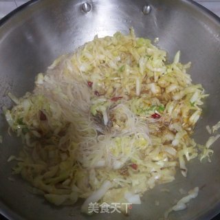 粉丝炒圆白菜的做法步骤：7
