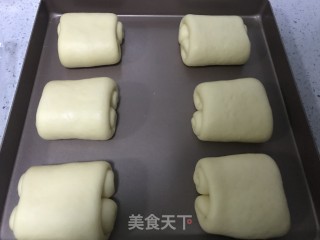 软到舍不得捏的牛奶卷的做法步骤：13