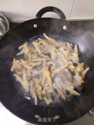 双椒鸡爪的做法步骤：4
