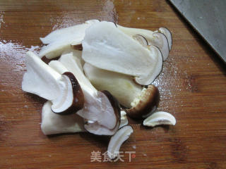 松茸大米粥的做法步骤：3