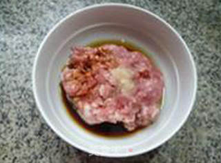 洋葱肉馅烫面煎包的做法步骤：8
