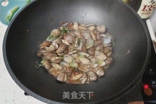 泰式甜辣炒蚬的做法步骤：7